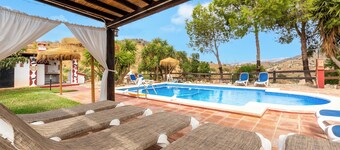 Country House with Air Conditioning, Pool, Terrace and Wi-Fi