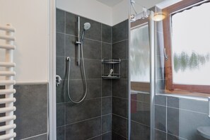Dusche, Haartrockner, Handt ücher