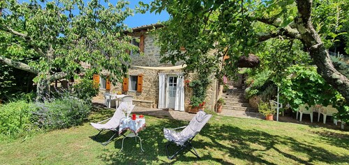 Country House / Farm House in Petrognano with 2 bedrooms sleeps 4