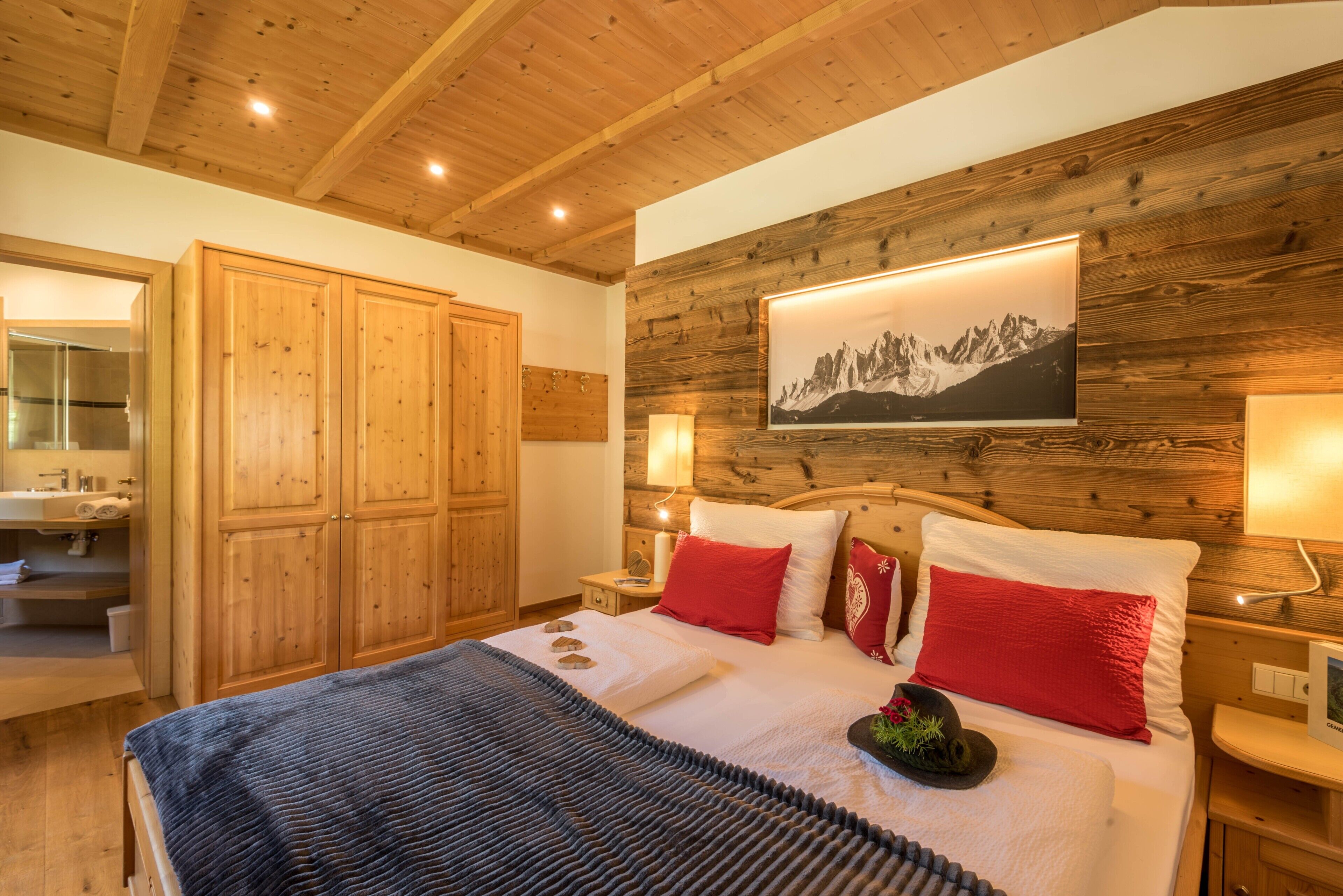 2 chambres, Wi-Fi gratuit, draps fournis