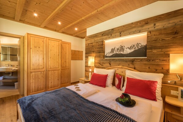 2 habitaciones, wifi gratis y ropa de cama 