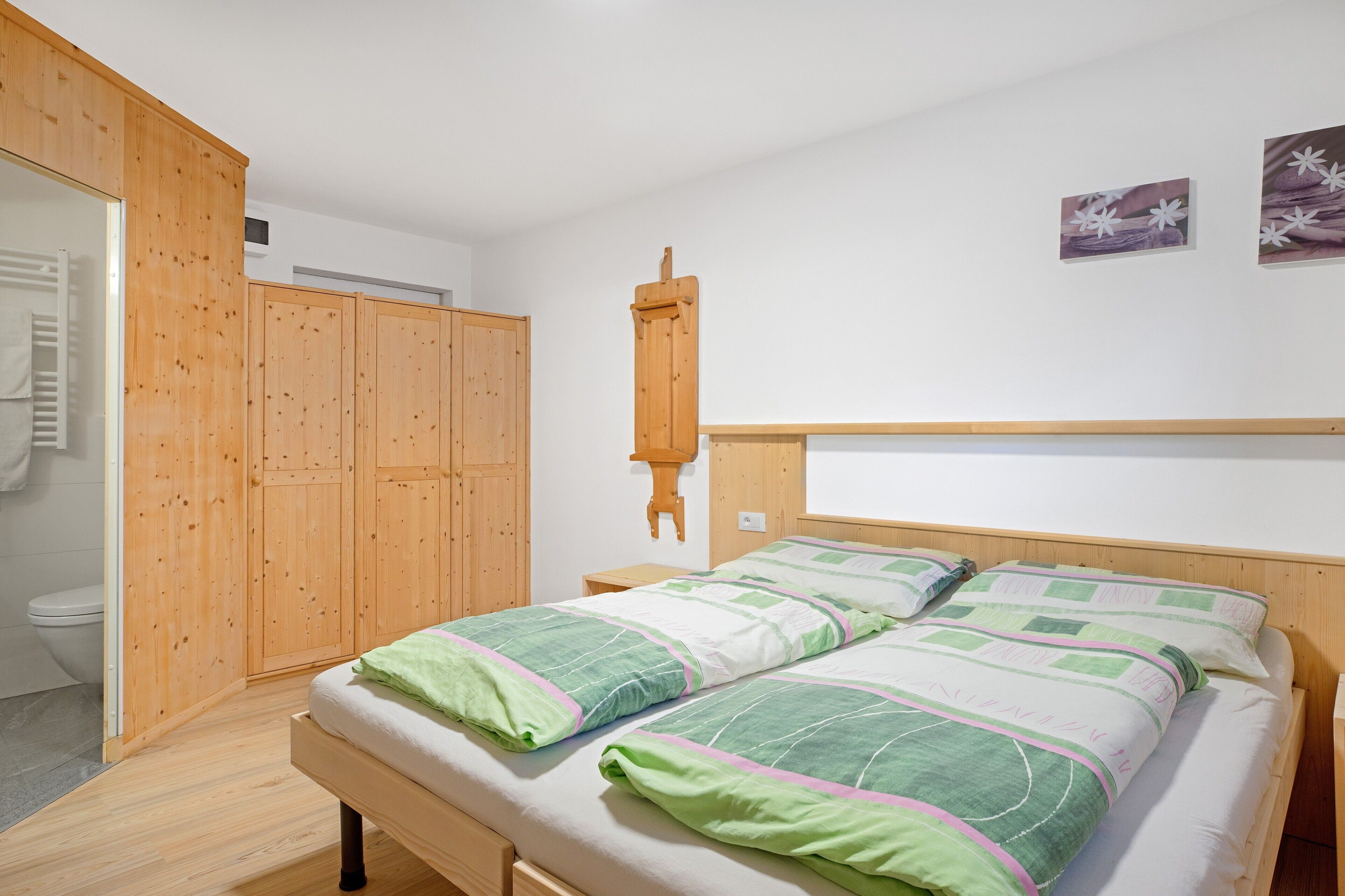 2 Schlafzimmer, Bügeleisen/Bügelbrett, kostenloses WLAN, Bettwäsche