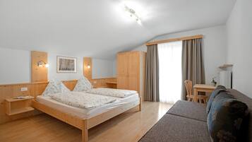 2 bedrooms, free WiFi, bed sheets