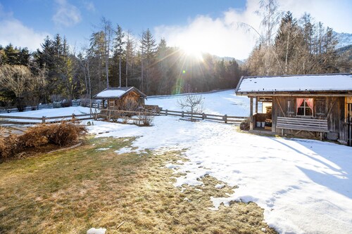 Haus Aue - Apartment 1 with Balcony, Mountain View & Wi-Fi