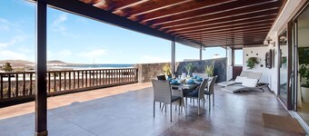 Villa "Finca Daniela" con vistas al mar, Wi-Fi, piscina, jardín y terraza