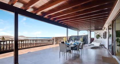 Villa "Finca Daniela" avec vue sur la mer, Wi-Fi, piscine, jardin et terrasse