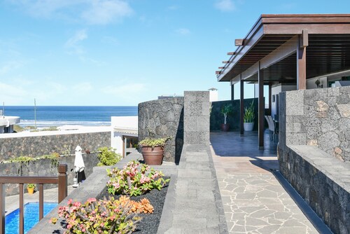Villa "Finca Daniela" with Sea View, Wi-Fi, Pool, Garden & Terrace