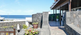 Villa "Finca Daniela" with Sea View, Wi-Fi, Pool, Garden & Terrace