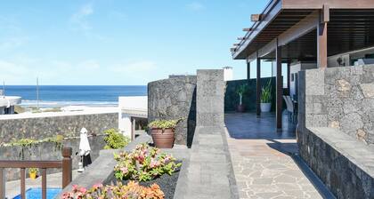 Villa "Finca Daniela" with Sea View, Wi-Fi, Pool, Garden & Terrace
