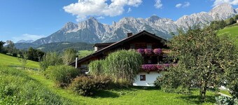 Appartement "Steinernes Meer" avec balcon, vue sur la montagne dans une ferme biologique