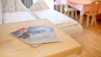 1 bedroom, free WiFi, bed sheets