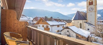 Holiday Apartment “Kruma - Bankl 2” with Mountain View, Wi-Fi & Balcony