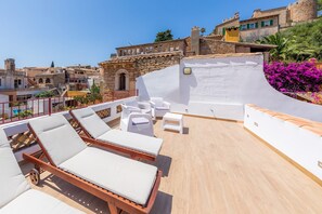 Terrace/patio - Vacation Home "Can Binitu" with Sea View, Mountain View, Balcony, Garden & Pool (Capdepera)