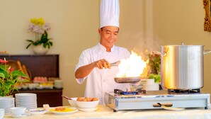 Breakfast, lunch and dinner served - Sun and Sea Leisure Hotel (Ho Chi Minh City)