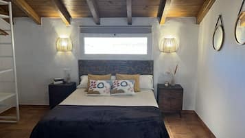 3 makuuhuonetta, silitysrauta/-lauta, ilmainen Wi-Fi, vuodevaatteet