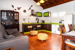 Frigorífic, microones, forn i rentaplats