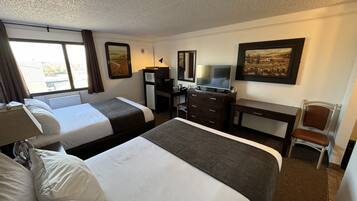 Mørklægningsgardiner, gratis Wi-Fi, sengetøj