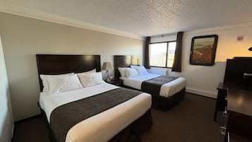 Basic-Doppelzimmer | VerdunkelungsvorhÀnge, kostenloses WLAN, BettwÀsche