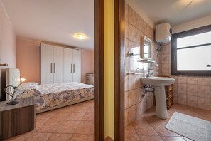 1 habitación, wifi gratis y ropa de cama 