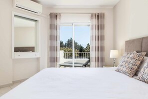 2 chambres, lit parapluie, Wi-Fi gratuit, draps fournis