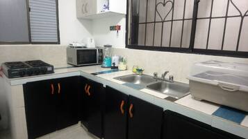 Fridge, microwave, stovetop, electric kettle