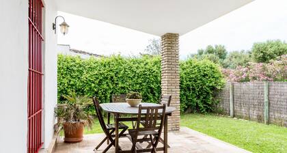 Modernes Ferienhaus "El Algarrobo" mit Outdoor Pool