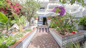 Enceinte de lâhĂ©bergement