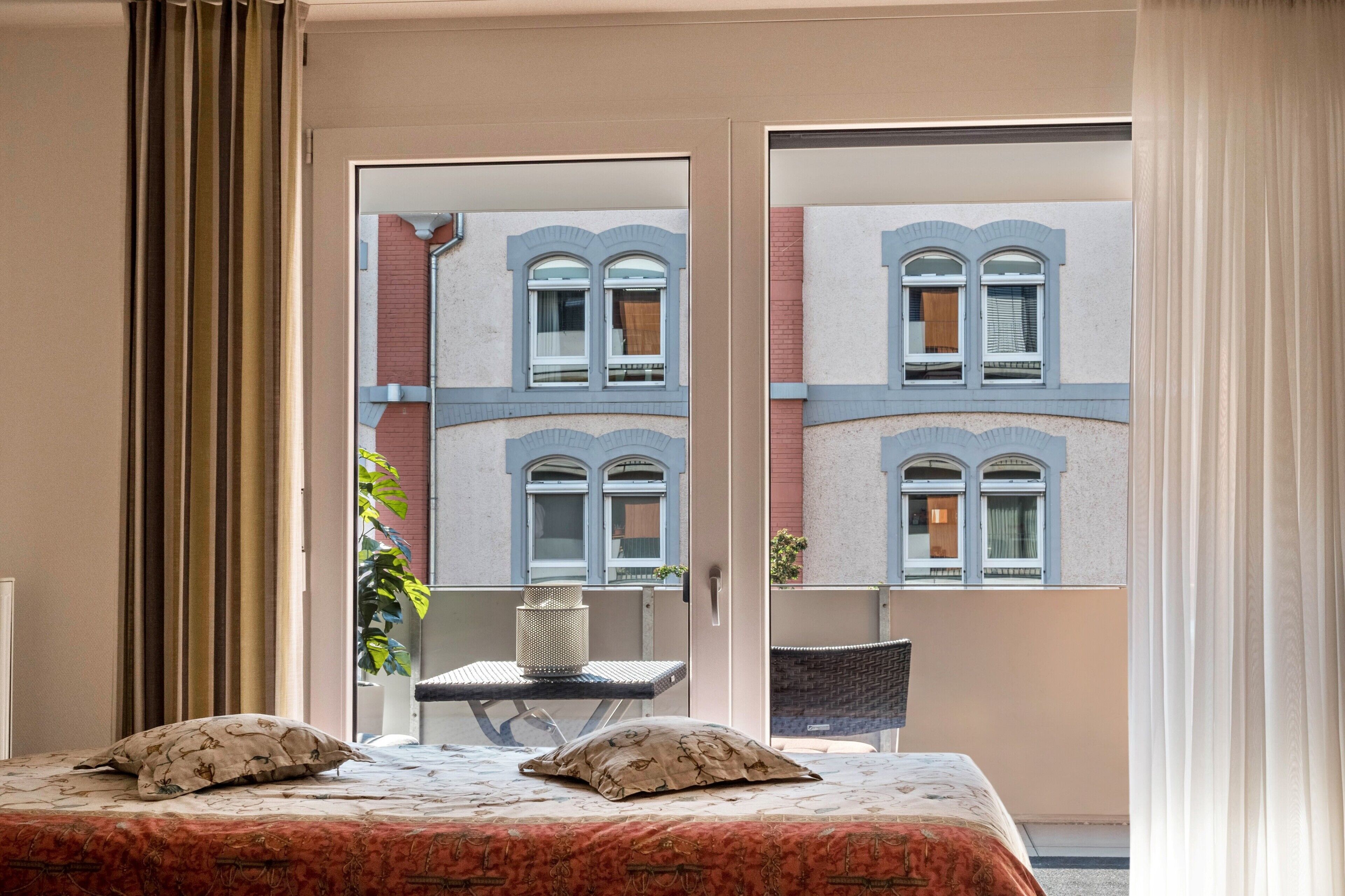 1 室のベッドルーム、WiFi (無料)、ベッドシーツ