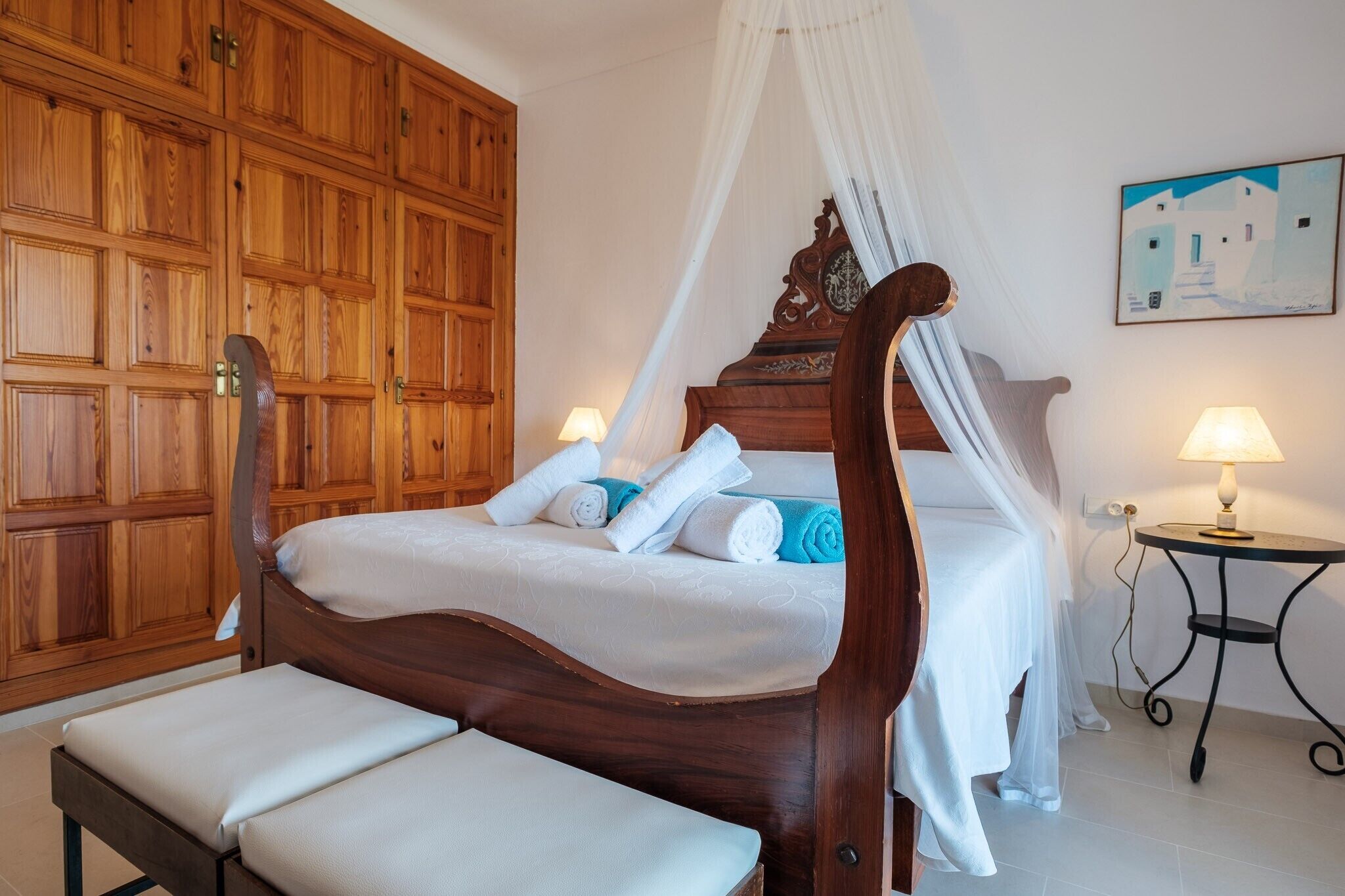 3 bedrooms, iron/ironing board, free WiFi, bed sheets