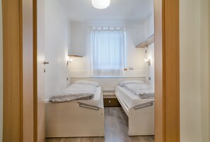 2 camere, ferro/asse da stiro, Wi-Fi gratuito, lenzuola