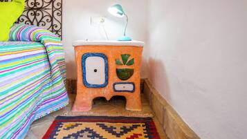 2 chambres, fer et planche Ă repasser, Wi-Fi gratuit, draps fournis