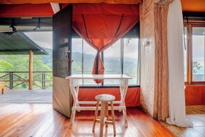 Family Tent | Premium bedding, down comforters, Tempur-Pedic beds, in-room safe - Sang Giri Mountain Tent Resort by Puri Signatures (Penebel)