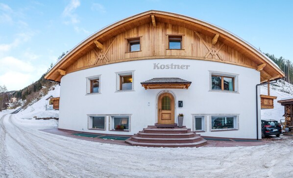 Exterior - Apartment Hetti with Mountain View, Balcony & Wi-Fi (St.Christina)