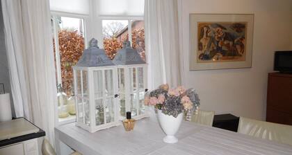 Holiday Home âEngel van de Molenâ for Couples with Terrace, Garden & Wi-Fi