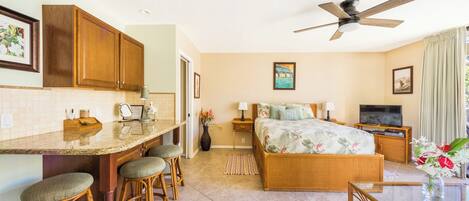 1 bedroom, in-room safe, iron/ironing board, WiFi (free)