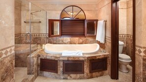 Shower, jetted bath, hair dryer, towels - The Crane Resort 2BR+3Bth. Ocean View. Priv 28' pool Kitchen+LivingRoom Sleep 6 (St. Philip)
