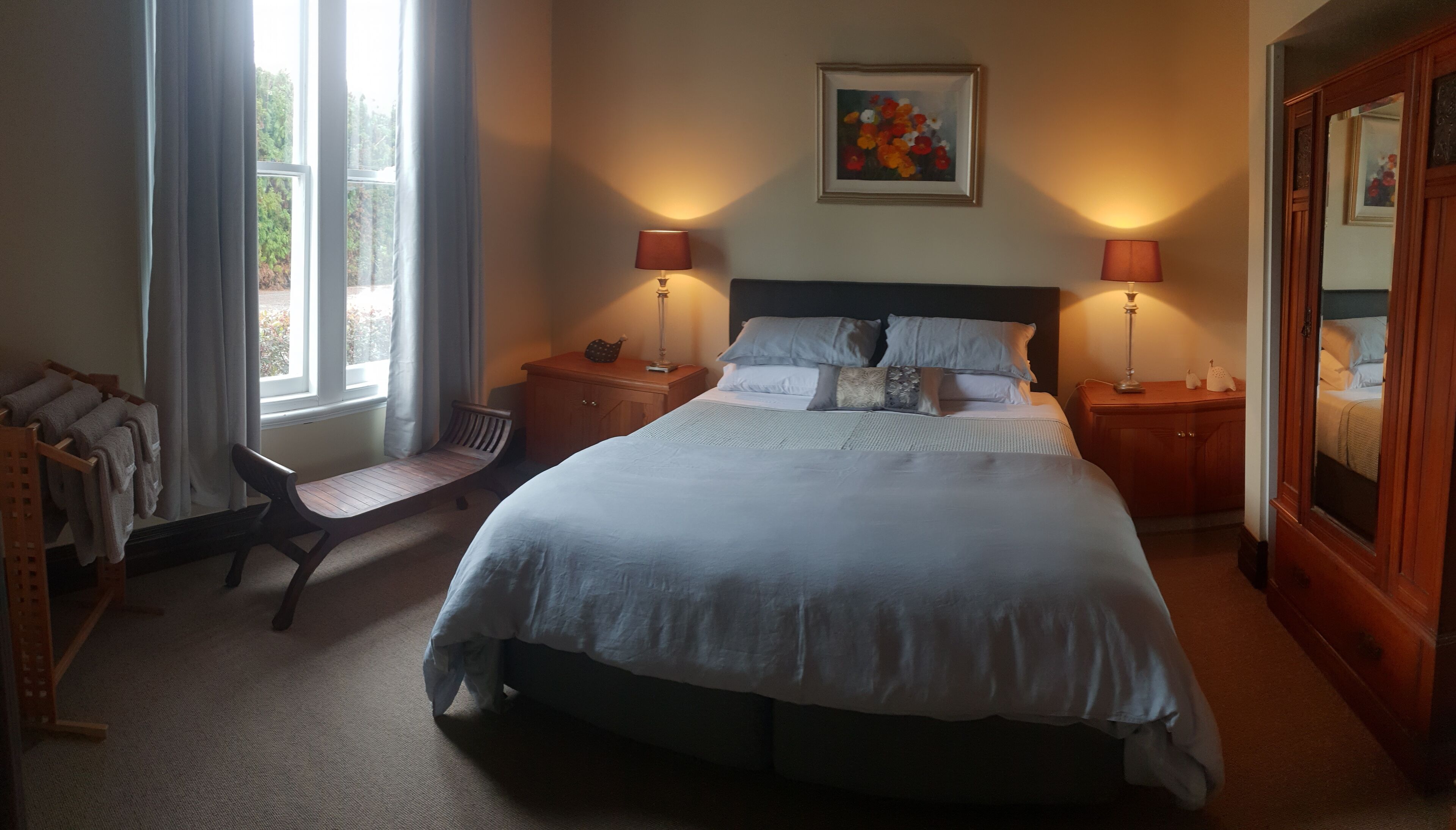 2 chambres, fer et planche à repasser, Wi-Fi, draps fournis