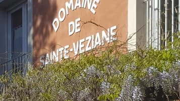 DĂ©tail de lâextĂ©rieur