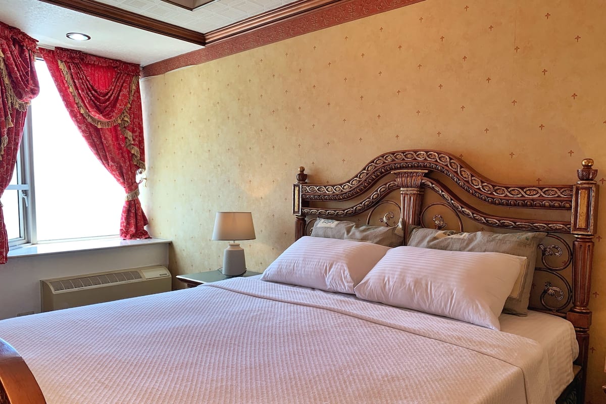 Family Suite | 1 bedroom, individually decorated, individually furnished