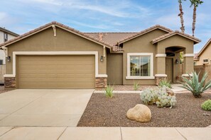 Exterior - Long-Term Stay in San Tan Valley, Near Hospitals (Queen Creek)