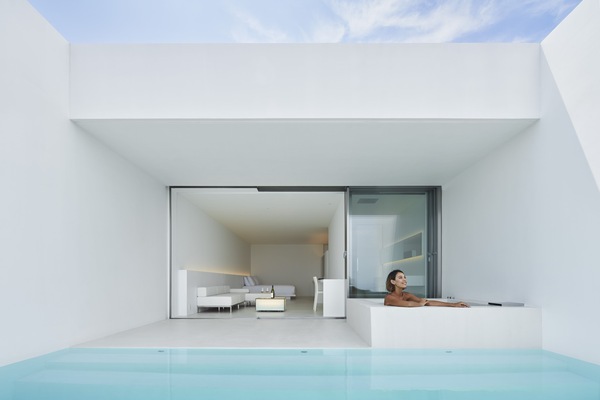 Tab spa persendirian