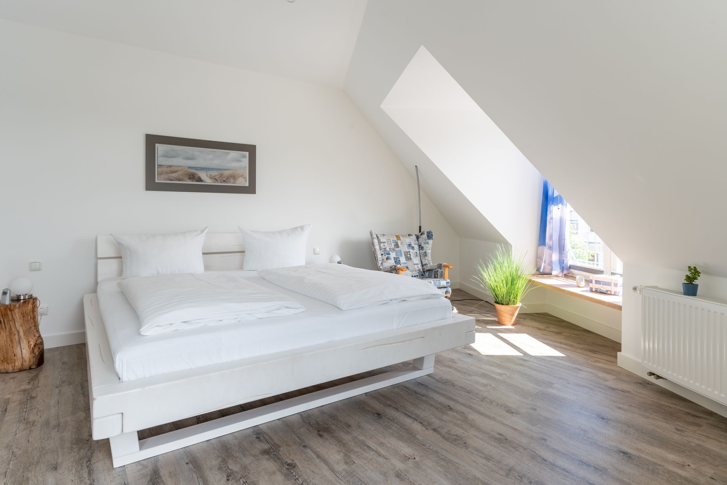 2 bedrooms, in-room safe, travel crib, WiFi