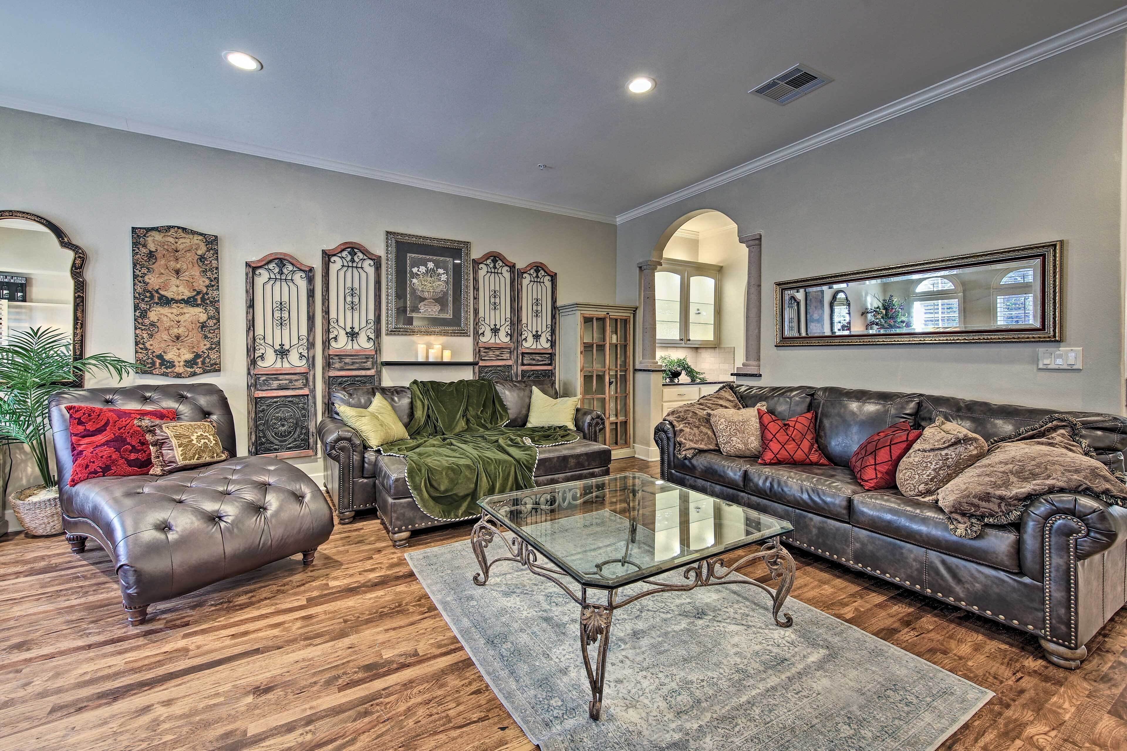 Lavish Austin Hideaway: 1 Mi to Dwtn & Sixth St