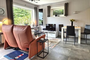 Unclassified image, 5 of 21, button