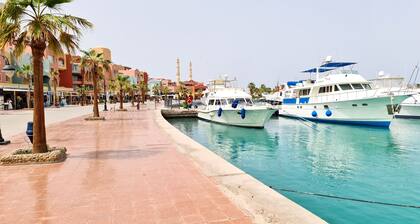 Sheraton Plaza - Central Hurghada by The New Marina