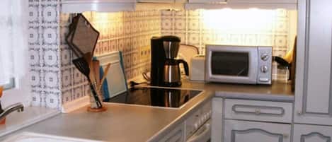 Mikrobølgeovn, ovn, opvaskemaskine