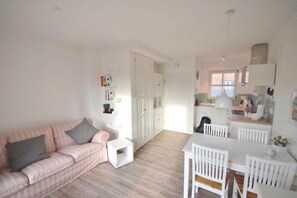 Billede uden beskrivelse, 4 af 13, knap