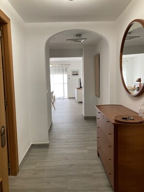 Interior - SUPERB TERRACE OVERLOOKING THE SEA, SWIMMING POOL, PEDESTRIAN AREA AND PRIVATE PARKING LOT (Peníscola)