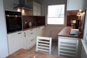 Køleskab, mikrobølgeovn, ovn, opvaskemaskine