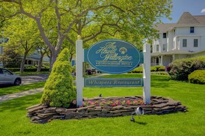 Building design - The Hewitt Wellington Hotel (Spring Lake)